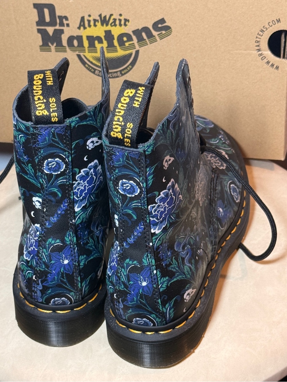 Dr. Martens Black Boots with Blue Floral Print Lace-Up NEVER WORN - Picture 2 of 7